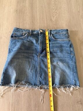 Forever 21 Light Blue Denim Mini Skirt with Frayed Hem